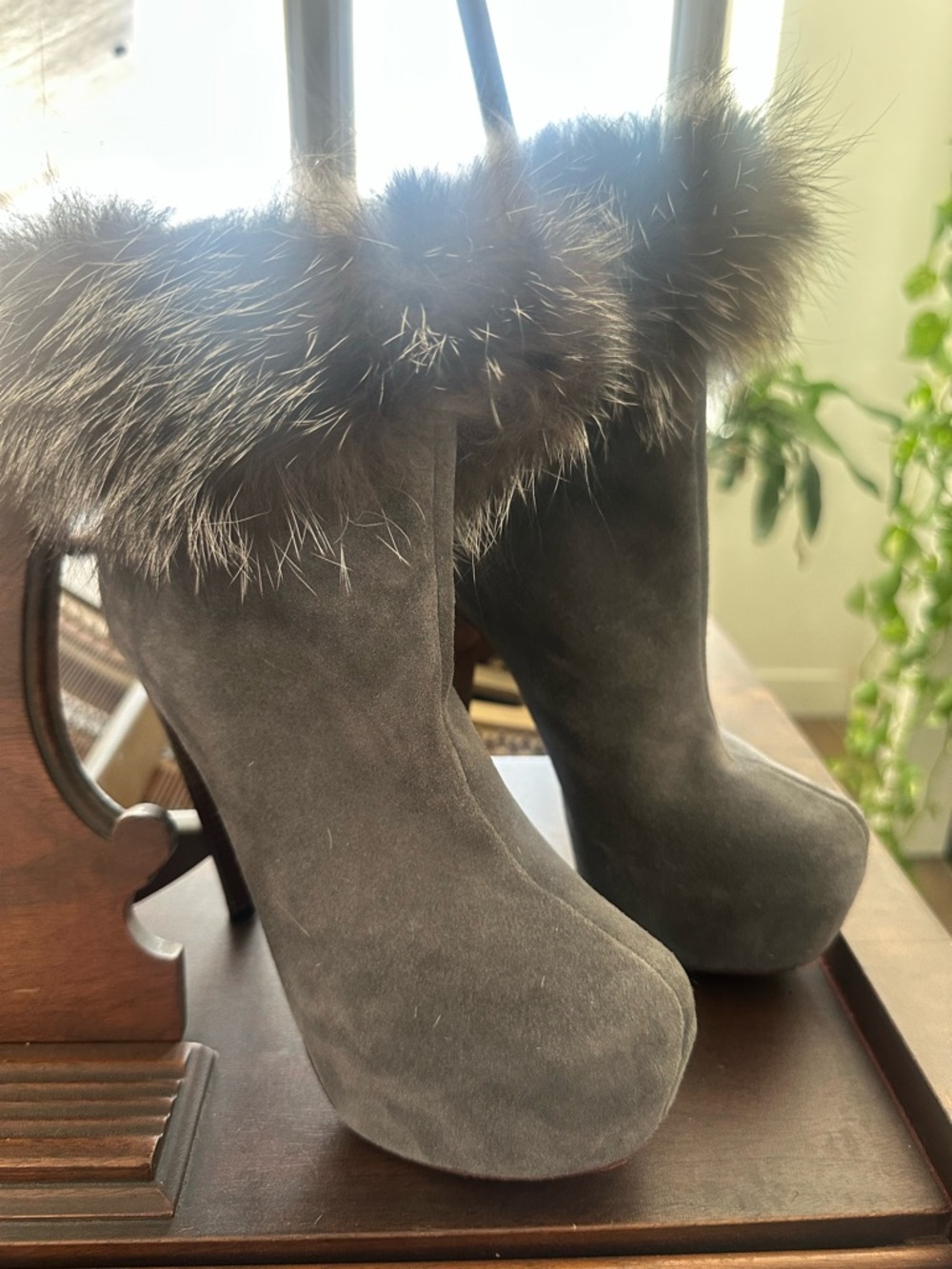 Lux Fur Cuff Suede Stiletto Bootie - Gray - Picture 2 of 6
